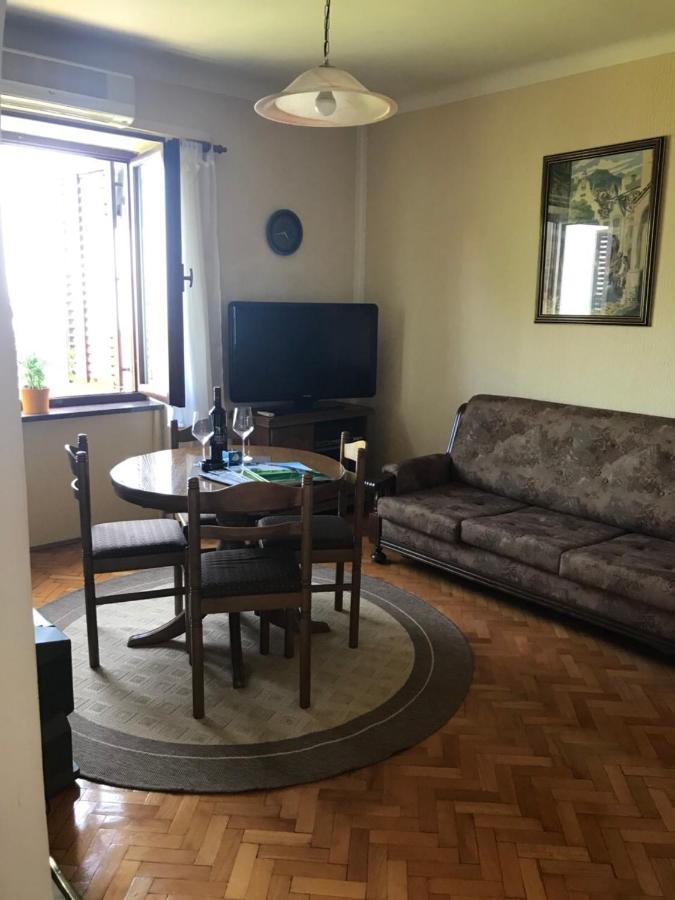 Apartman Nika غييكا المظهر الخارجي الصورة